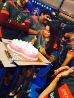 Tina Dutta birthday celebrations in Mumbai on 27th Nov 2014